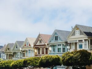 Hot Tips for Investing in California Real Estate