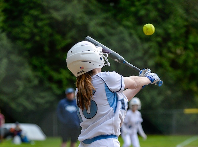 How to Improve Your Softball Skills for the Season